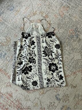 NWT Ann Taylor LOFT Black White Floral Cami Tank Top -Size Small